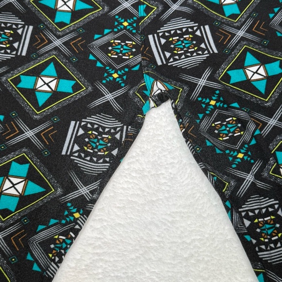 Lularoe Leggings OS Black Gray Teal White Aztec Tribal Southwest VTG 2016 Rare - Picture 7 of 7